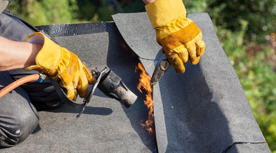 Expert Emergency Roof Repairs services in Muskegon, MI
